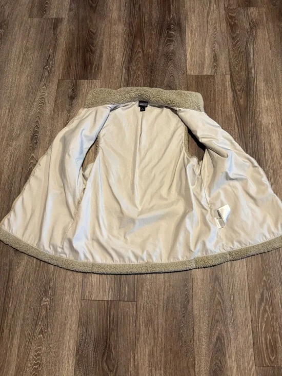 Patagonia Sherpa Fleece Vest - Picture 3 of 7
